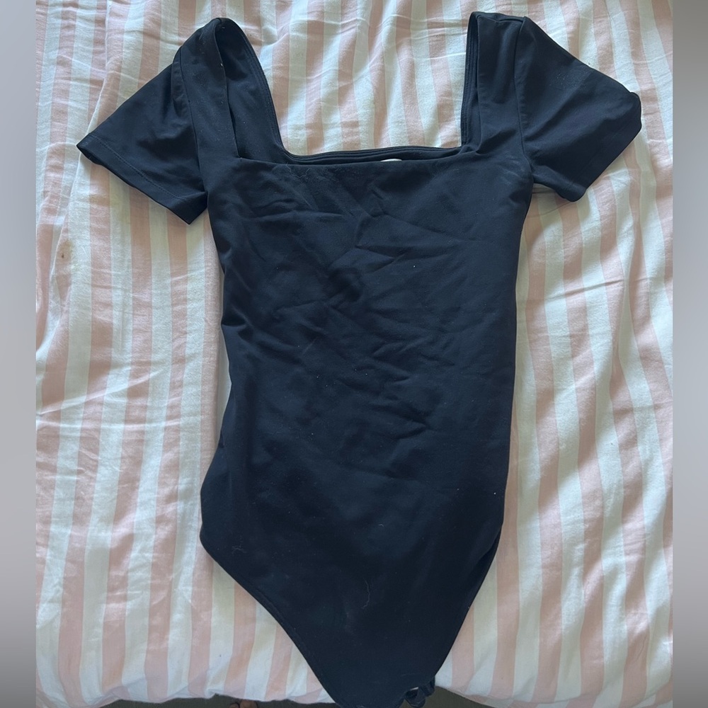 aritzia bodysuit